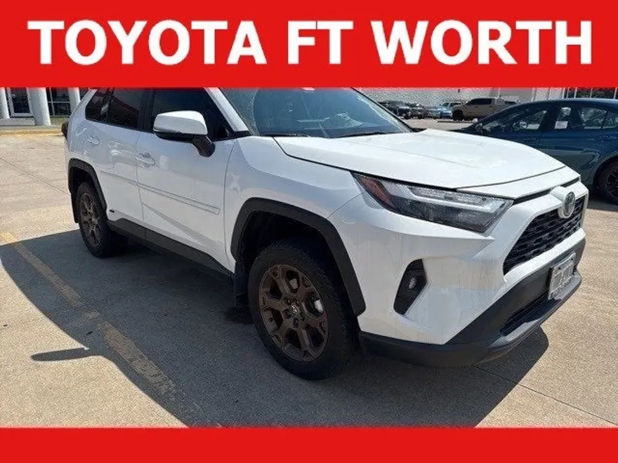 2023 Toyota RAV4 Hybrid photo 1