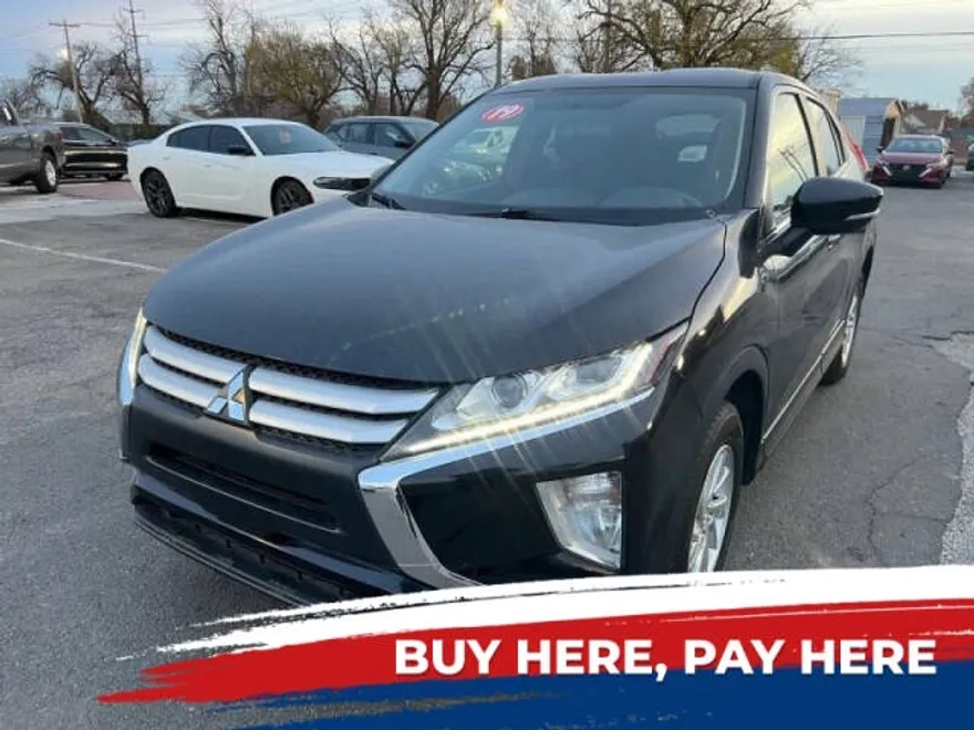 2019 Mitsubishi Eclipse Cross ES photo 1