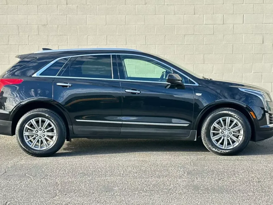 2018 Cadillac XT5 Luxury photo 1