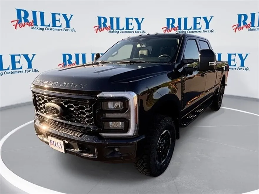 2026 Ford F-250 photo 1