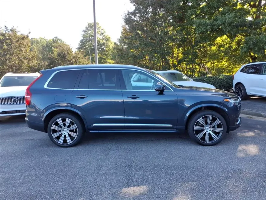 2023 Volvo XC90 AWD Ultimate photo 1