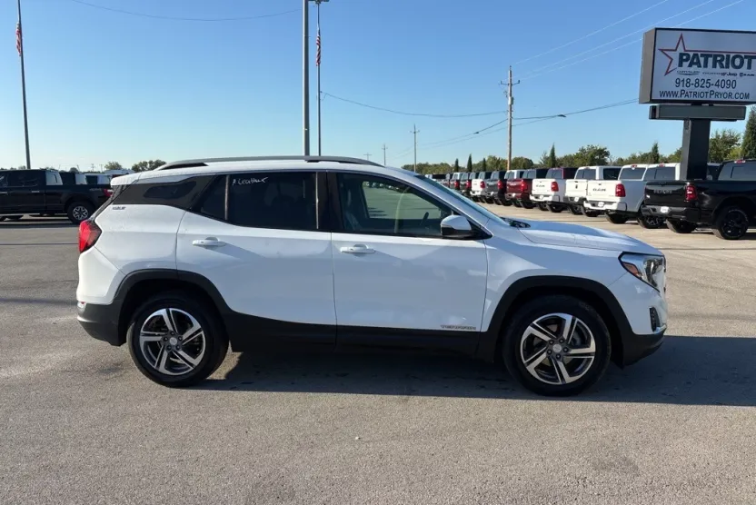 2020 Gmc Terrain SLT photo 1
