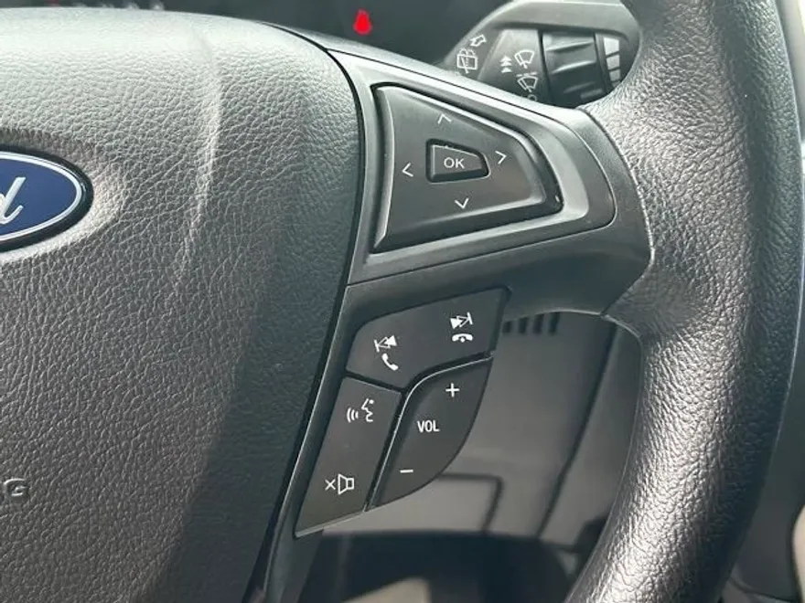 2023 Ford Edge SE photo 23