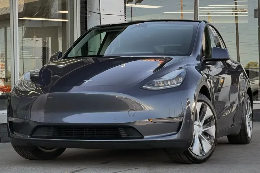 2020 Tesla Model Y Long Range photo 1