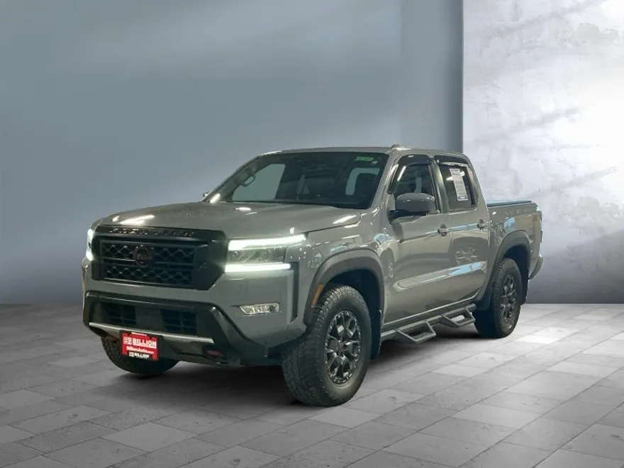 2023 Nissan Frontier Crew Cab PRO-4X photo 1