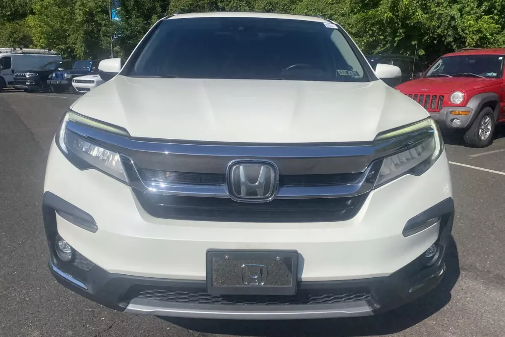 2019 Honda Pilot Elite photo 1