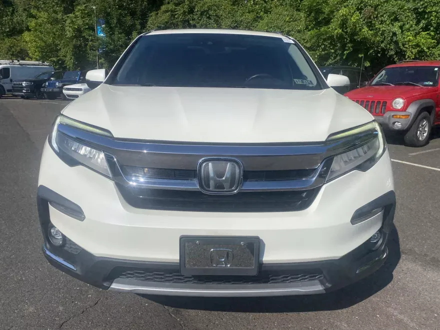 2019 Honda Pilot Elite photo 1