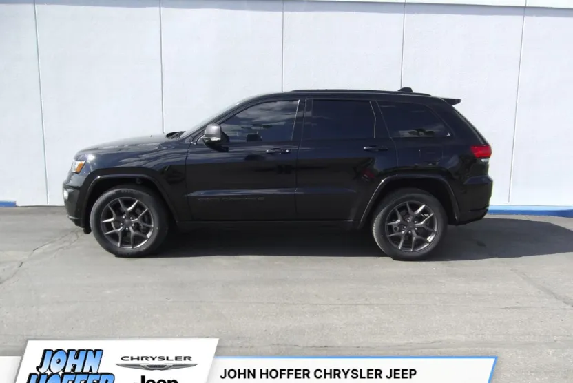 2021 Jeep Grand Cherokee Limited photo 1