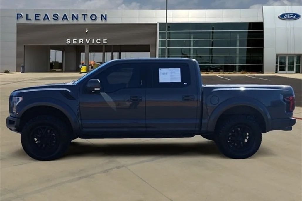 2018 Ford F-150 Raptor photo 1
