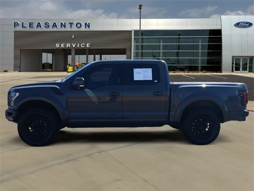 2018 Ford F-150 Raptor photo 1