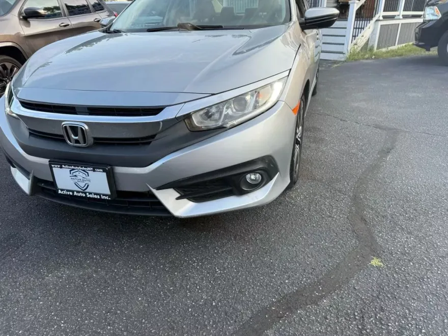 2016 Honda Civic EX-L photo 1