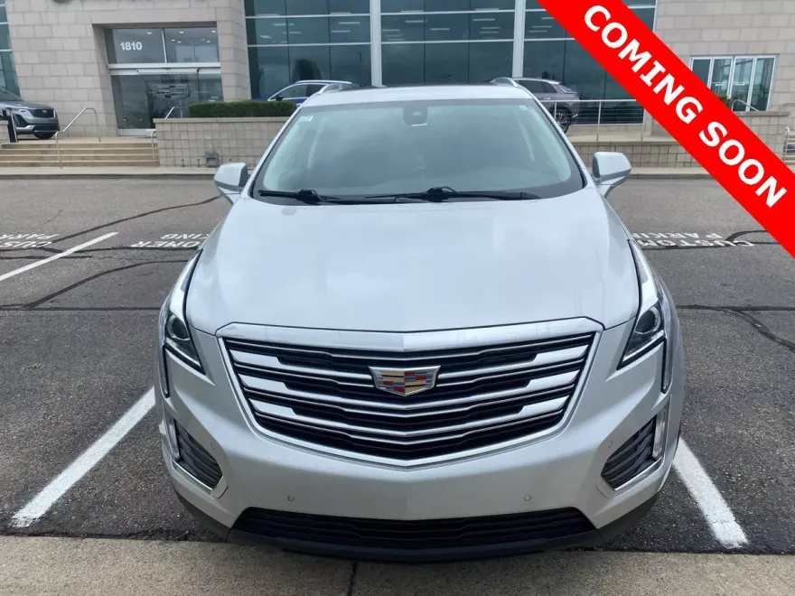 2019 Cadillac XT5 Luxury photo 1