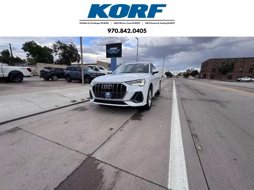 2024 Audi Q3 S line Premium photo 1
