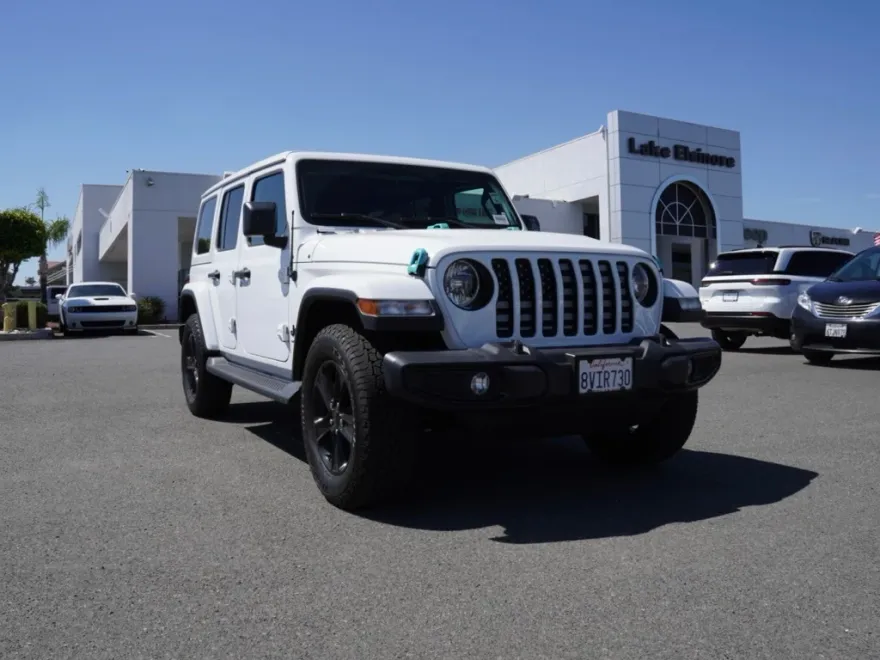 2021 Jeep Wrangler Unlimited Sahara Altitude photo 1