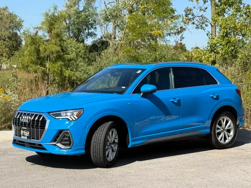 2023 Audi Q3 Premium S line photo 1