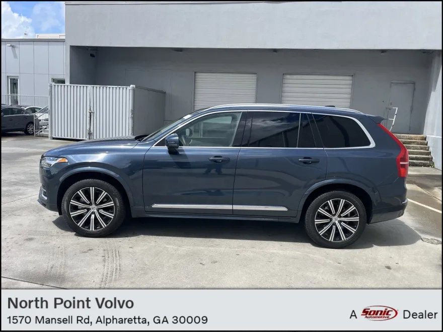 2024 Volvo XC90 B5 AWD Core photo 1