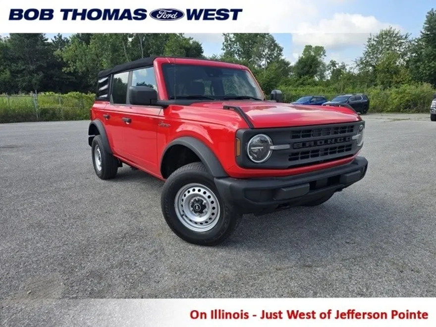 2022 Ford Bronco Base photo 1