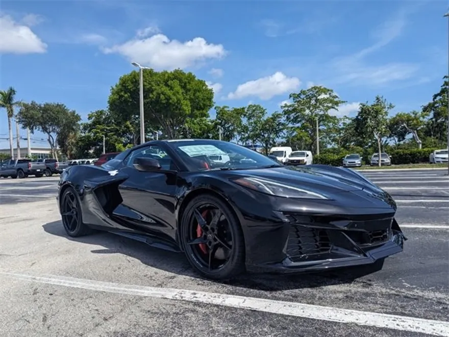 2025 Chevrolet Corvette E-Ray 2LZ photo 1