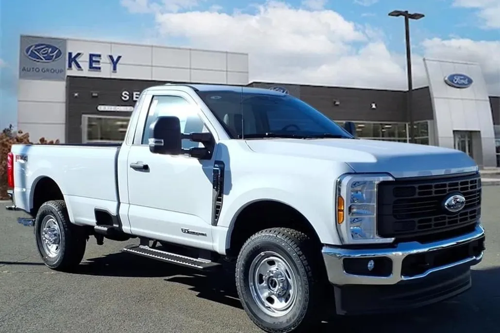 2026 Ford F-350 photo 1