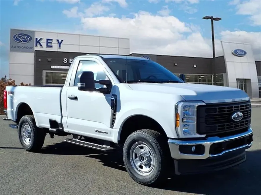 2026 Ford F-350 photo 1