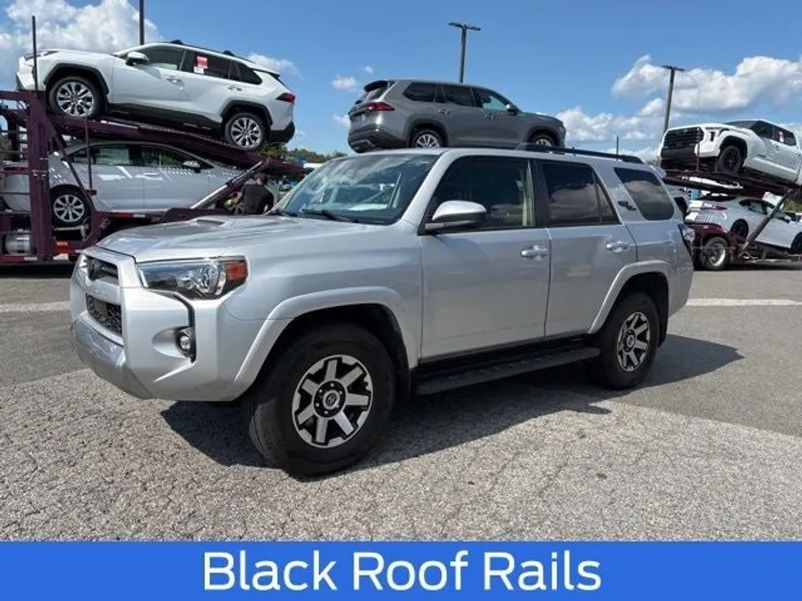 2021 Toyota 4Runner TRD Off-Road photo 1