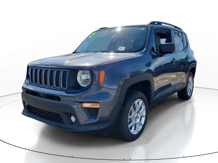 2022 Jeep Renegade Latitude photo 1