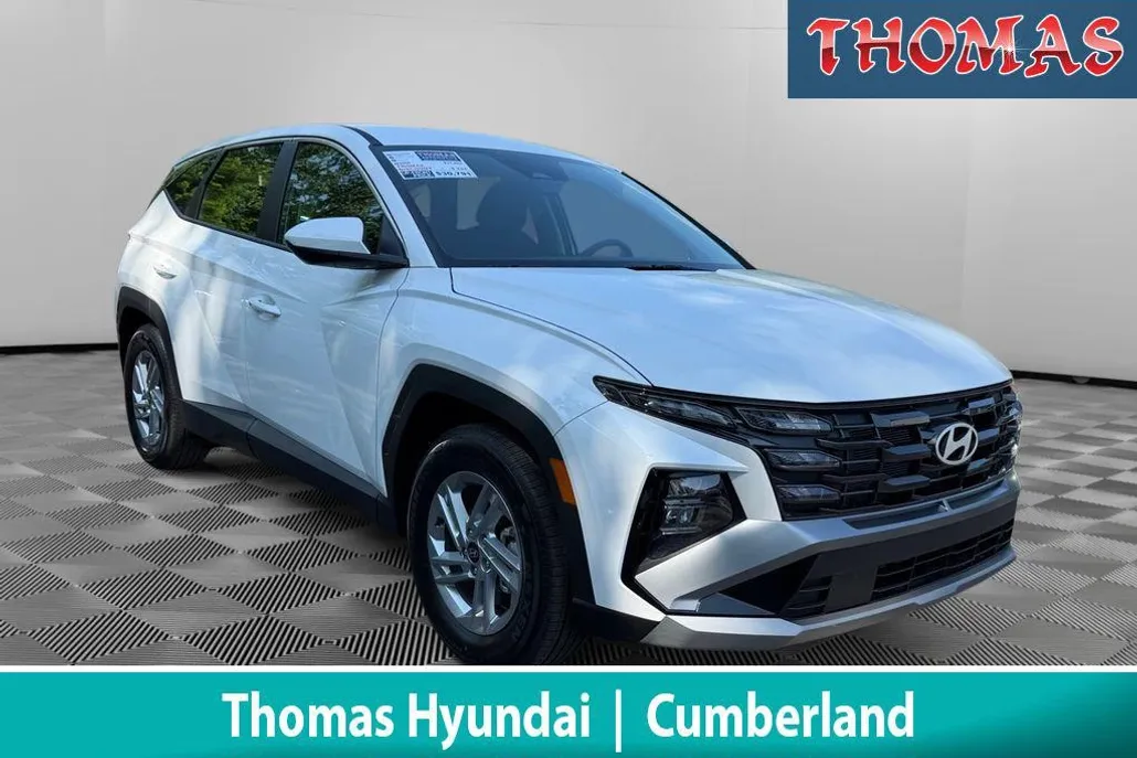 2025 Hyundai Tucson SE photo 1