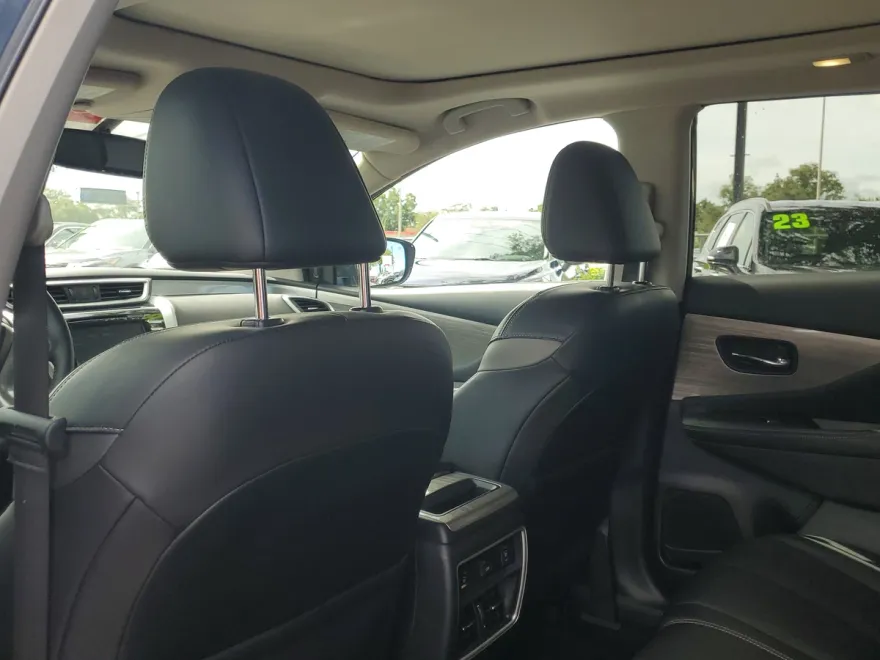 2018 Nissan Murano Platinum photo 1