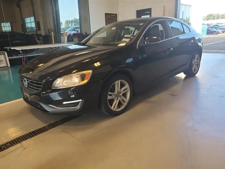 2014 Volvo S60 T5 photo 1