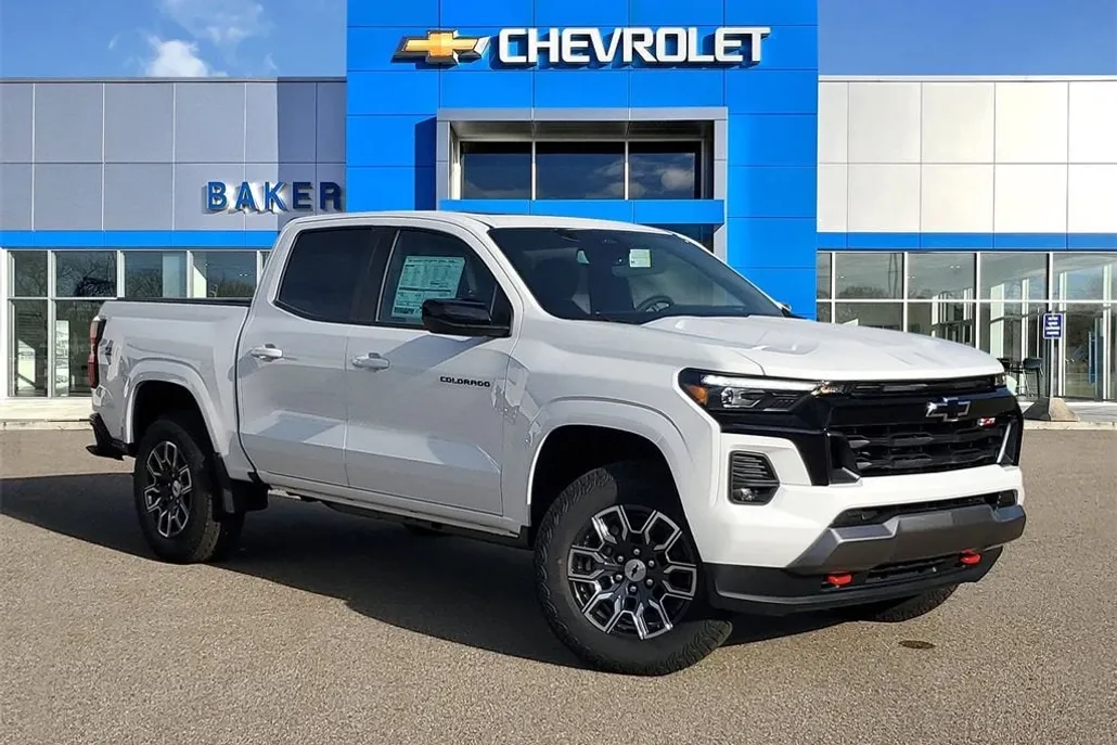 2026 Chevrolet Colorado Z71 photo 1