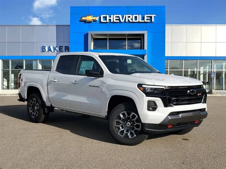 2026 Chevrolet Colorado Z71 photo 1