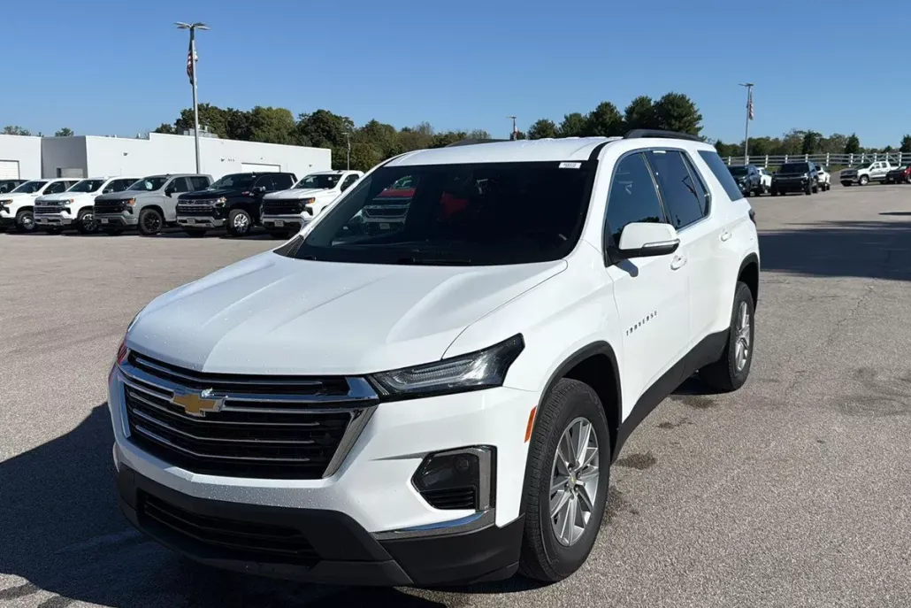 2022 Chevrolet Traverse Cloth photo 1