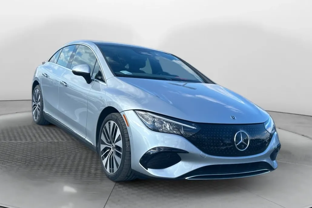 2024 Mercedes Benz 350 photo 1