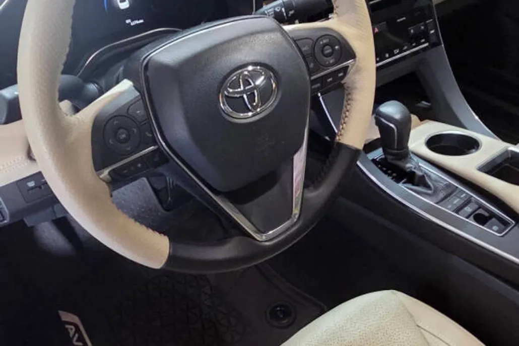 2019 Toyota Avalon XLE XSE Touring Limited photo 1