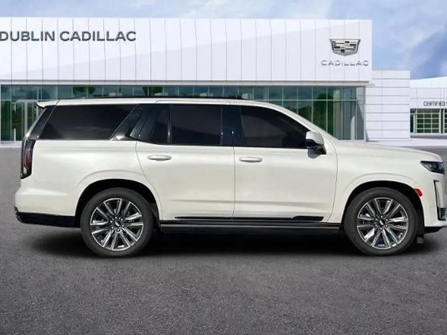 2022 Cadillac Escalade Sport Platinum photo 1
