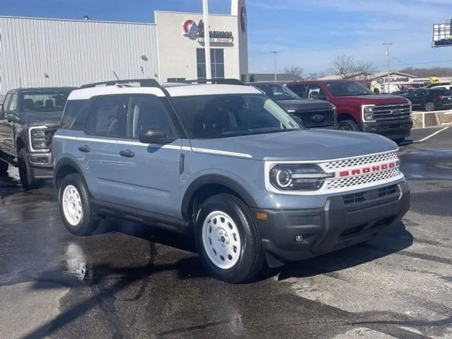 2025 Ford Bronco Sport Heritage photo 1