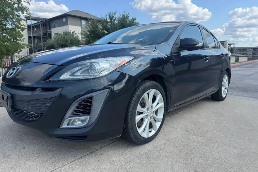 2010 Mazda Mazda3 Sport photo 1