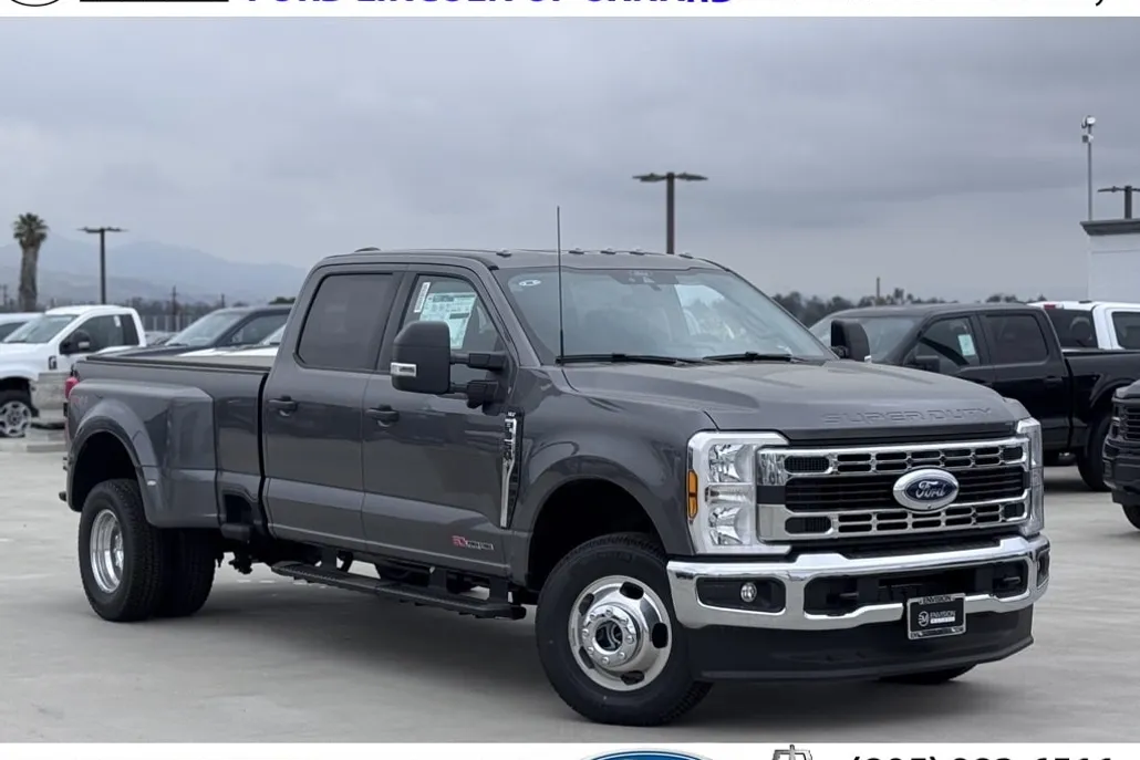 2025 Ford F-350 XL photo 1