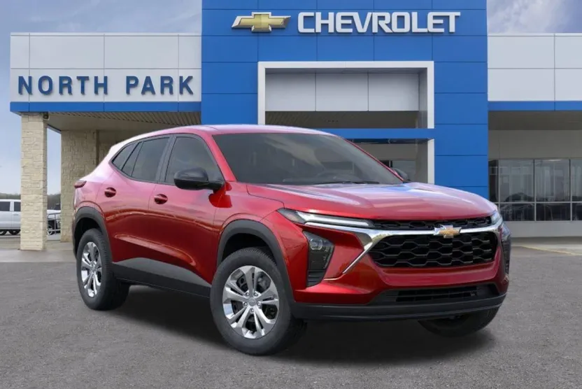 2026 Chevrolet Trax LS photo 1