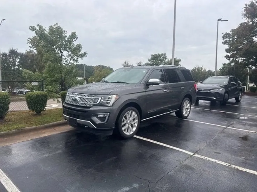 2019 Ford Expedition Platinum photo 1