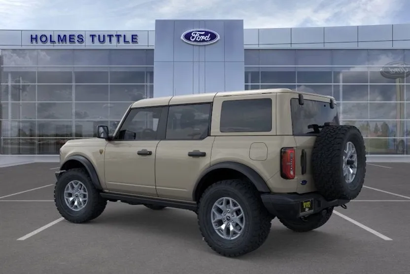 2025 Ford Bronco Badlands photo 1