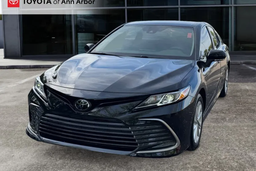 2024 Toyota Camry LE photo 1