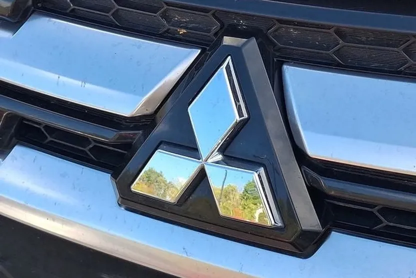 2024 Mitsubishi Outlander Sport ES LE SE photo 1