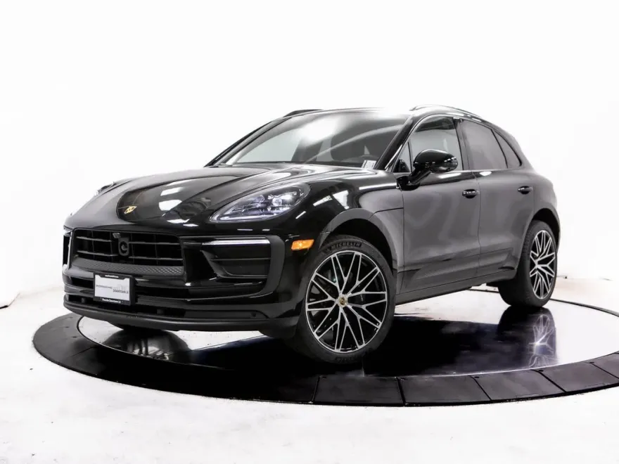 2025 Porsche Macan Base photo 1
