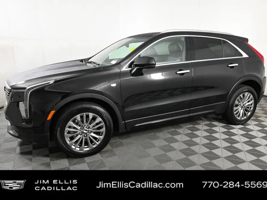 2025 Cadillac XT4 Premium Luxury photo 1