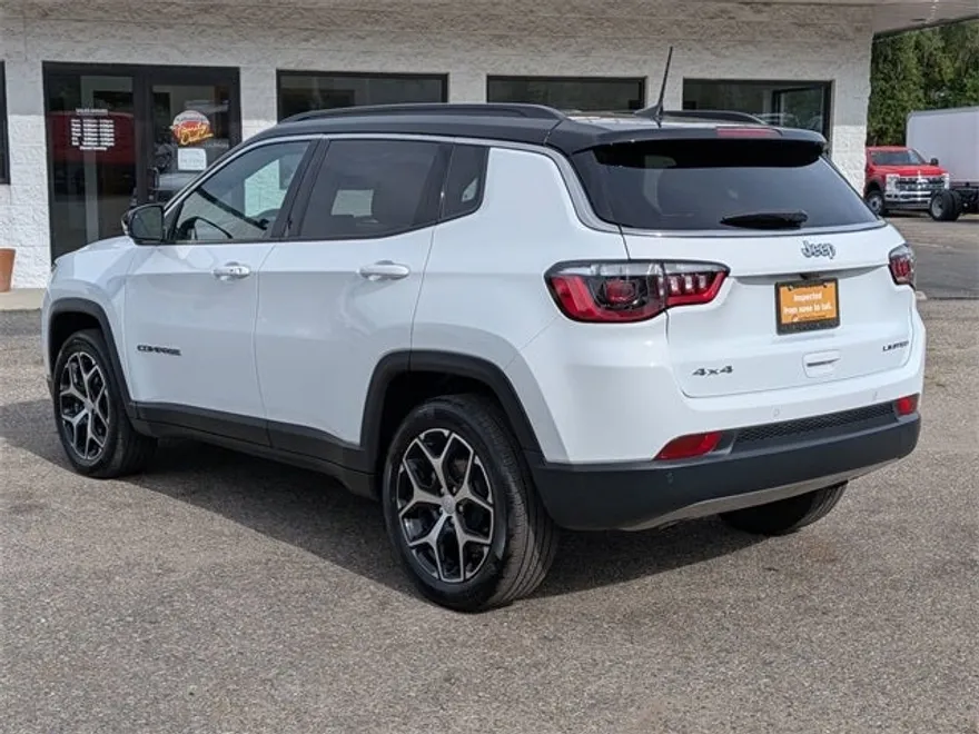 2024 Jeep Compass Limited photo 1