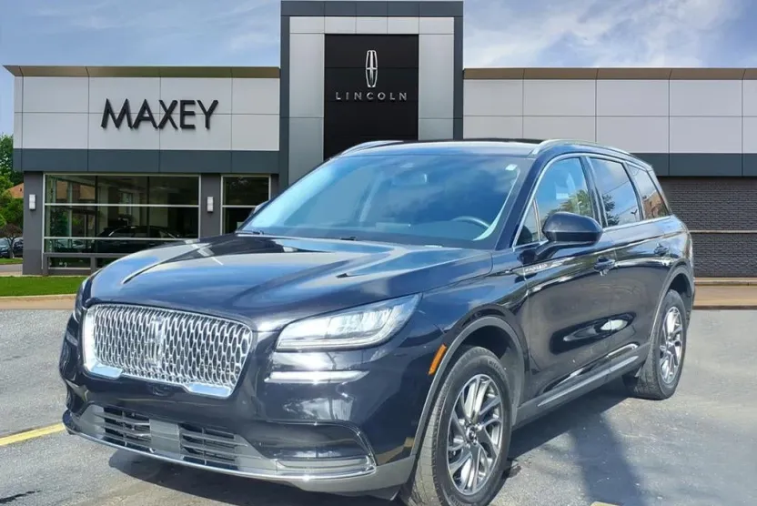 2022 Lincoln Corsair Standard photo 1