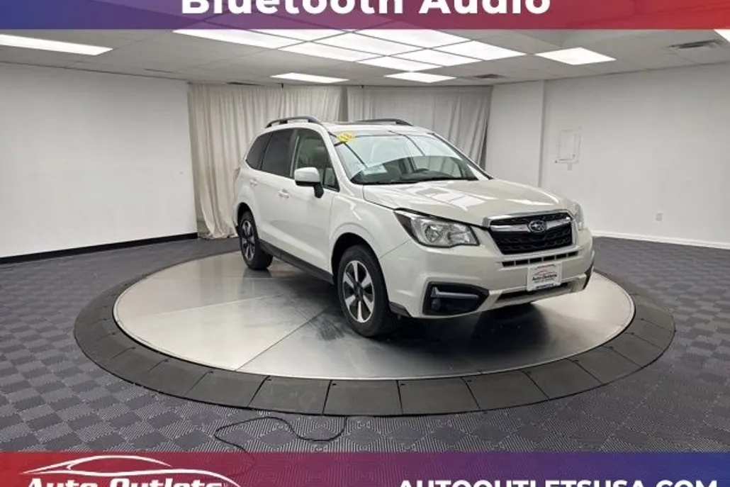 2018 Subaru Forester 2.5i Premium photo 1