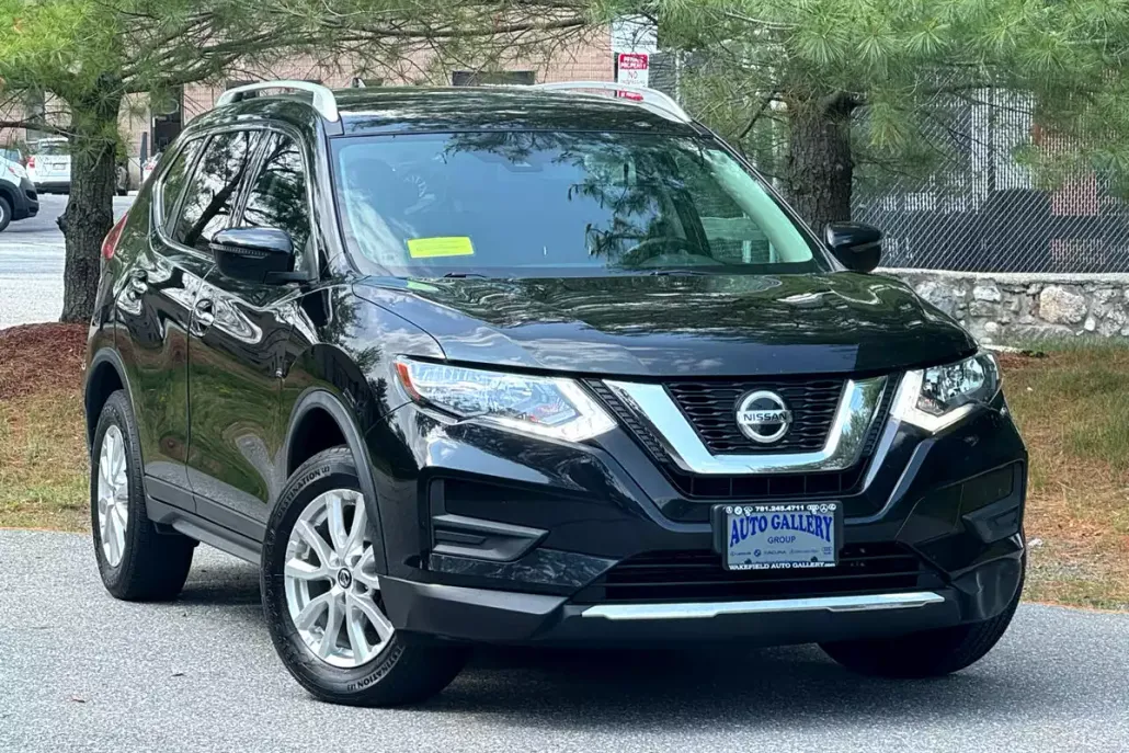 2020 Nissan Rogue AWD SV photo 1