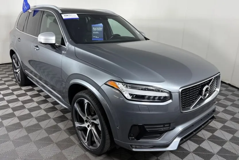 2019 Volvo XC90 T6 R-Design photo 1